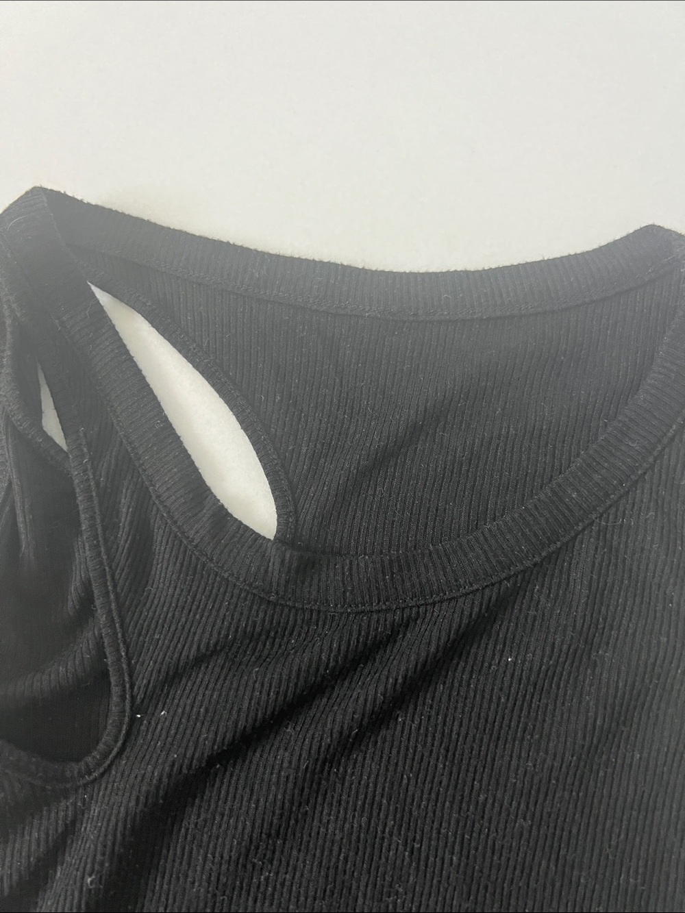 Alo Black Ribbed Lululemon Beige Crewneck Tee Bundle - Picture 8 of 8